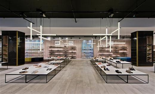 鞋店这样装修设计，效果更出众